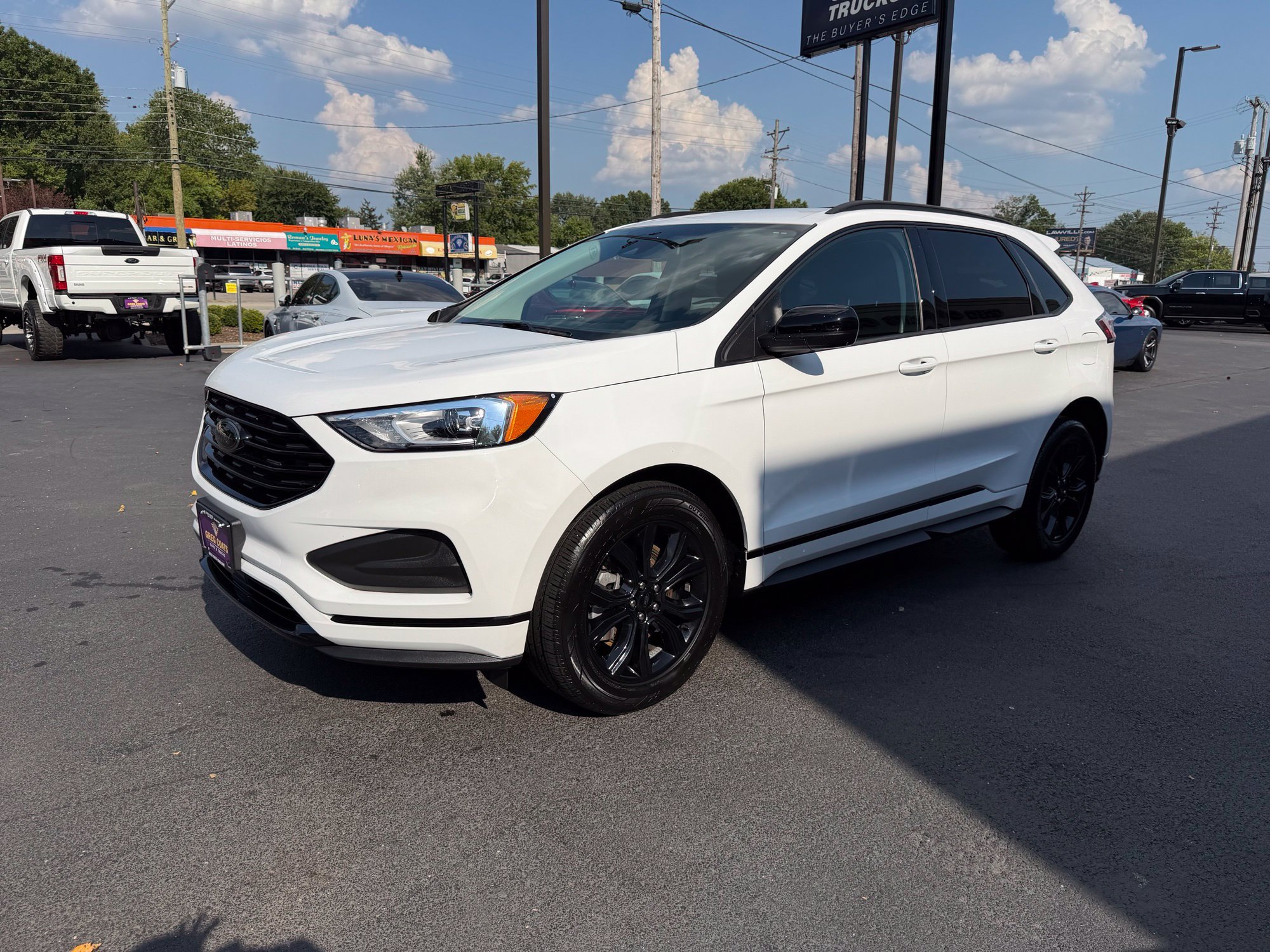 Used 2024 Ford Edge SE w/ Black Appearance Package AWD/4WD image 3