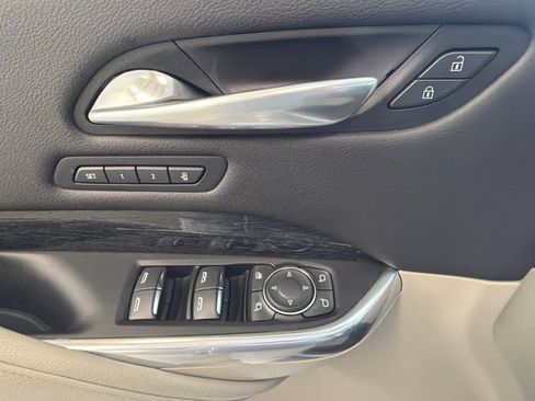 Used 2021 Cadillac XT4 Premium Luxury image 21