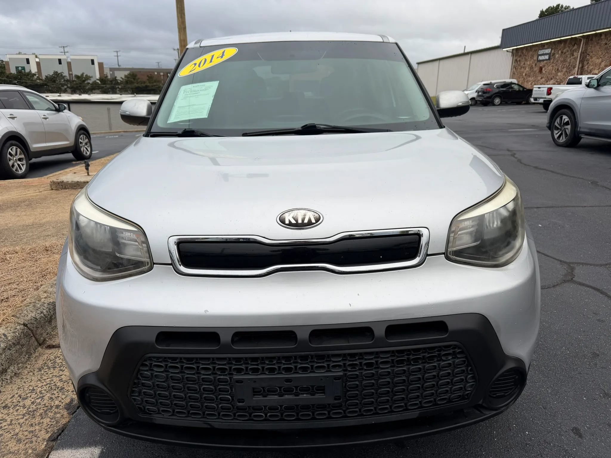 Used 2014 Kia Soul + FWD image 2