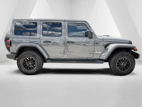 Used 2021 Jeep Wrangler Unlimited Sahara w/ Uconnect 4C Nav & Sound Group AWD/4WD image 8