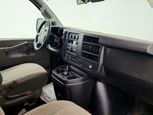 Used 2019 Chevrolet Express 3500 LT w/ LT Preferred Equipment Group RWD image 24