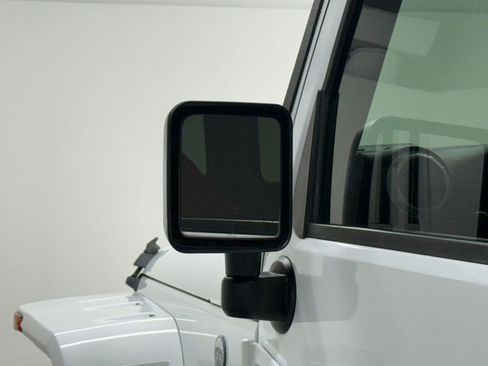 Used 2018 Jeep Wrangler Unlimited Sport S image 12