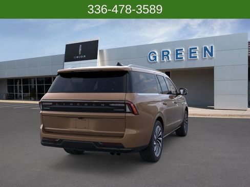 New 2026 Lincoln Navigator L Black Label AWD/4WD image 8