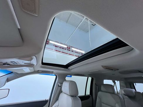 Used 2016 GMC Yukon XL Denali w/ Open Road Package AWD/4WD image 44