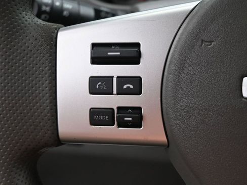 Used 2019 Nissan Frontier Desert Runner RWD image 12