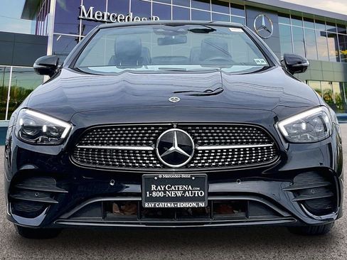 Used 2023 Mercedes-Benz E 450 4MATIC Cabriolet image 3