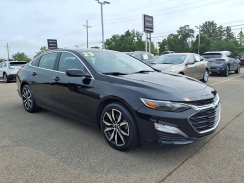Used 2023 Chevrolet Malibu RS FWD image 3