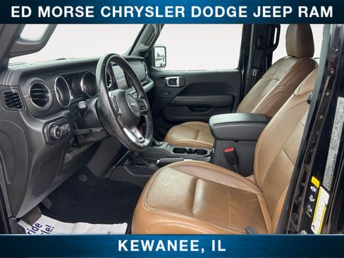 Used 2022 Jeep Wrangler Unlimited Sahara w/ LED Lighting Group AWD/4WD image 9