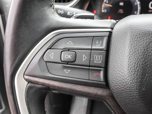 Used 2022 Jeep Grand Cherokee Limited AWD/4WD image 22