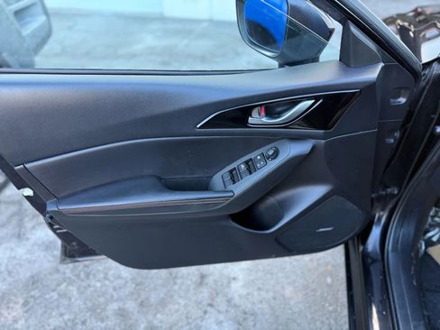 Used 2015 MAZDA MAZDA3 s Touring image 15