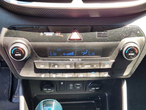 Used 2019 Hyundai Tucson Sport AWD/4WD image 12