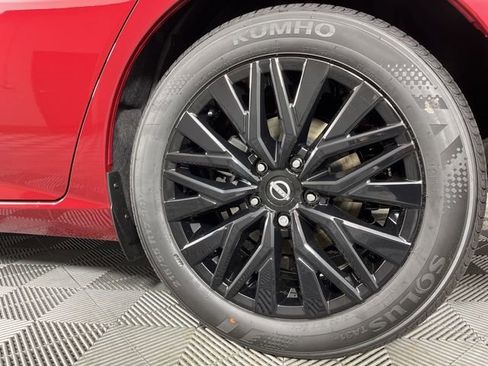 New 2025 Nissan Altima 2.5 SV w/ SV Special Edition Package image 13