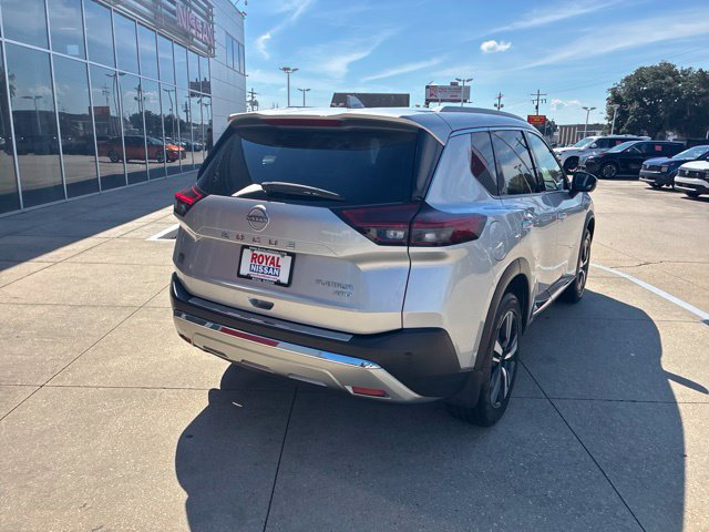 Used 2023 Nissan Rogue Platinum w/ Platinum Premium Package AWD/4WD image 7
