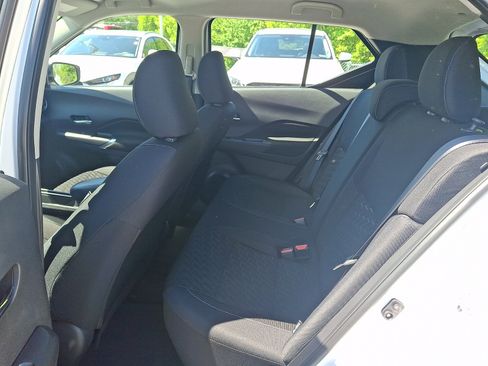 Used 2023 Nissan Kicks SV FWD image 10