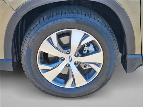 Certified 2025 Subaru Ascent Premium w/ Popular Package #1 AWD/4WD image 25