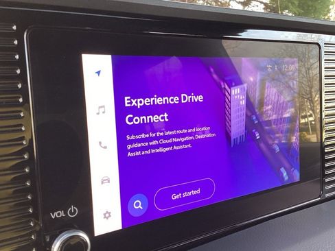 Used 2025 Toyota Land Cruiser image 13