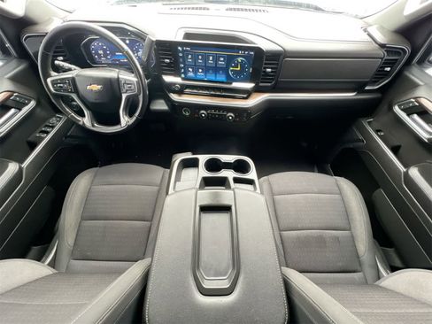 Used 2022 Chevrolet Silverado 1500 LT image 15