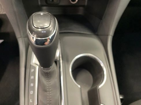 Used 2018 Chevrolet Equinox LT AWD/4WD image 28