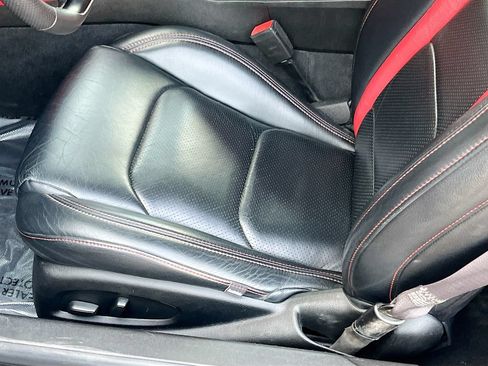 Used 2022 Chevrolet Camaro SS RWD image 18