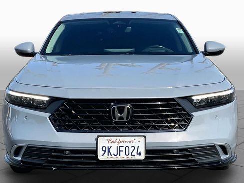 Used 2024 Honda Accord Touring image 3
