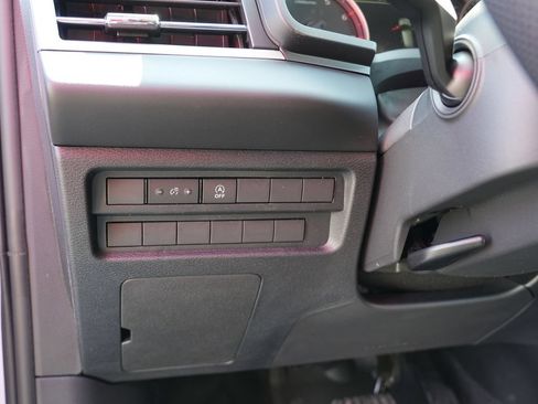 New 2026 Mitsubishi Outlander ES AWD/4WD image 16