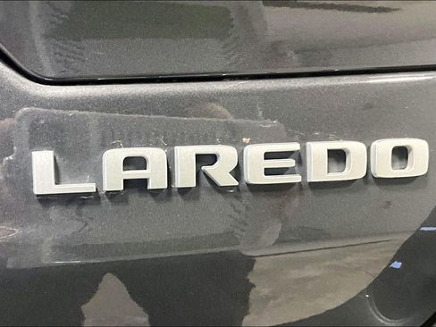 Used 2024 Jeep Grand Cherokee Laredo w/ Trailer Tow Package image 40