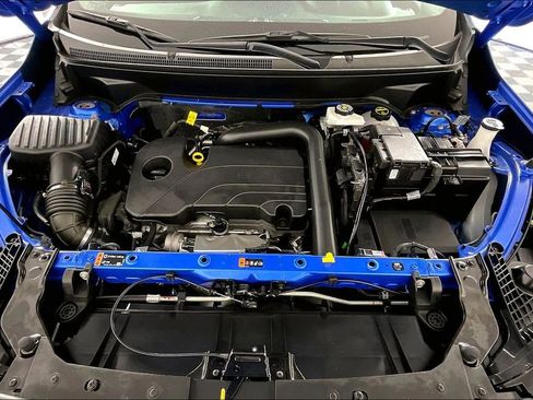 Used 2024 GMC Terrain SLE image 13