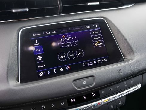 Used 2020 Cadillac XT4 Premium Luxury image 16