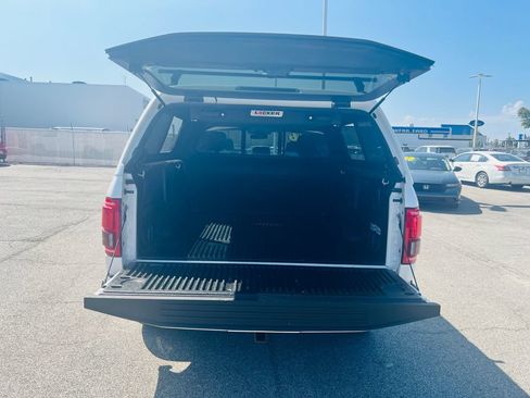 Used 2016 Ford F150 Lariat w/ Equipment Group 502A Luxury AWD/4WD image 43