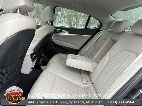 Used 2020 Genesis G70 3.3T image 10
