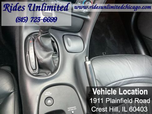 Used 2004 Chevrolet Corvette Coupe w/ Roof Package image 22