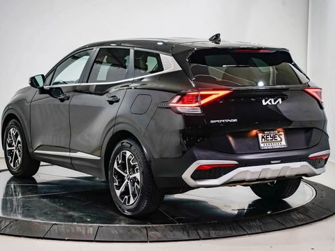Used 2023 Kia Sportage EX FWD image 2