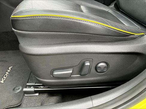 Used 2020 Hyundai Kona Limited FWD image 36