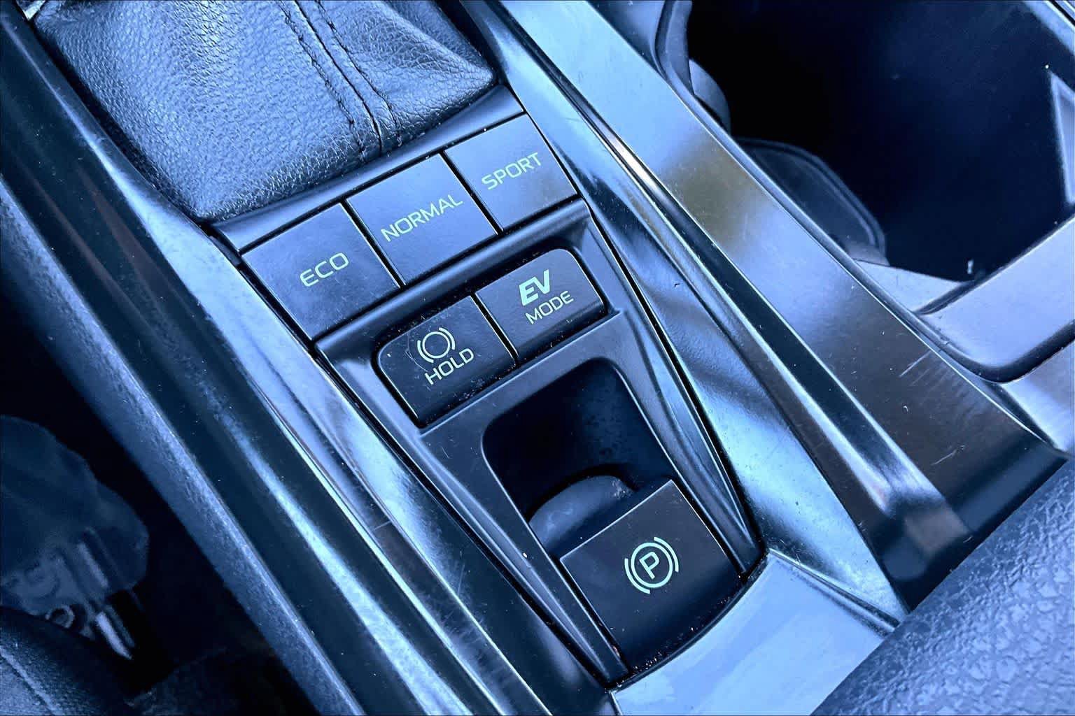 Certified 2025 Toyota Camry LE FWD image 34