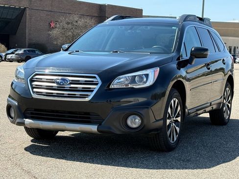 Used 2017 Subaru Outback 2.5i Limited image 47