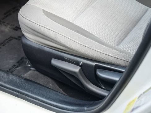 Used 2017 Toyota Corolla LE FWD image 24