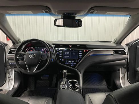 Used 2018 Toyota Camry XSE w/ Audio Package FWD image 28