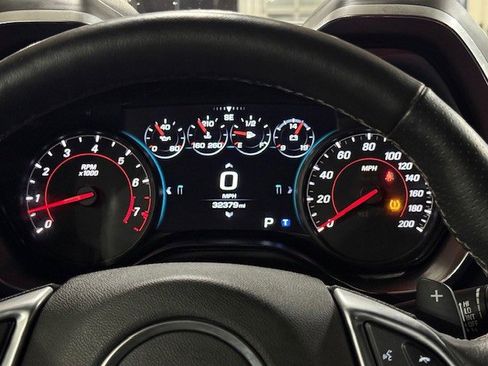 Used 2017 Chevrolet Camaro SS image 29
