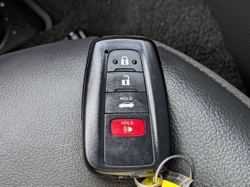 Used 2024 Toyota Camry XSE FWD image 27