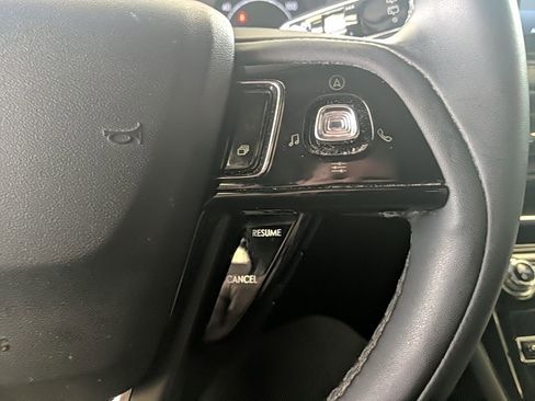 Certified 2022 Lincoln Corsair Standard w/ Equipment Group 101A image 16