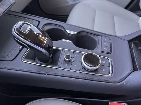 Certified 2021 Cadillac XT4 Luxury w/ Cold Weather Package image 18