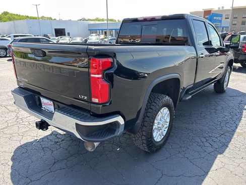 Used 2024 Chevrolet Silverado 2500 LTZ w/ LTZ Convenience Package AWD/4WD image 5