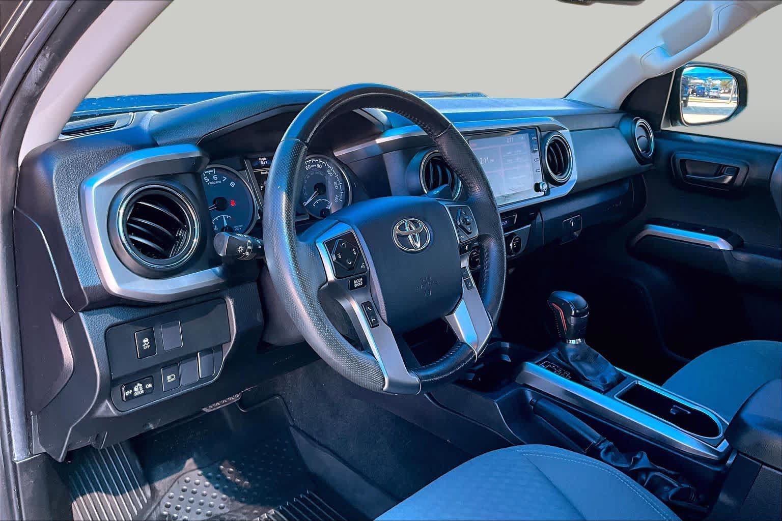 Used 2023 Toyota Tacoma SR5 RWD image 18