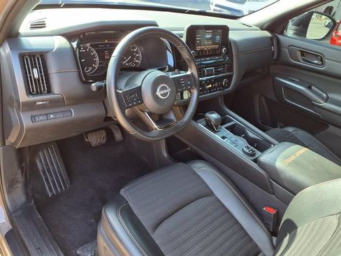 Used 2024 Nissan Pathfinder Rock Creek AWD/4WD image 4