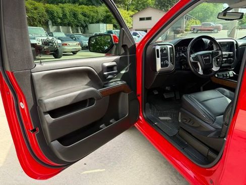 Used 2018 GMC Sierra 1500 SLE w/ SLE Preferred Package RWD image 15