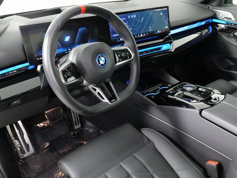 Used 2025 BMW i5 M60 image 47
