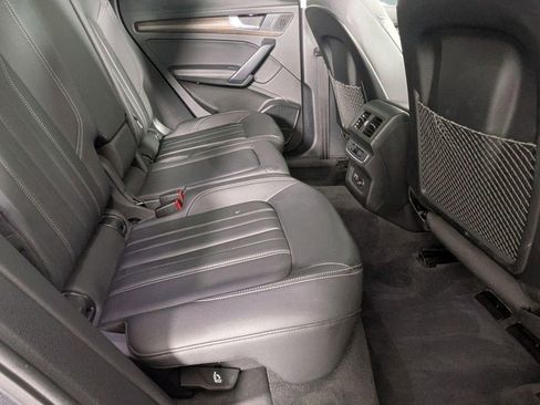 Used 2021 Audi Q5 e Premium Plus image 31