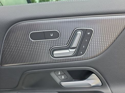 Used 2021 Mercedes-Benz GLA 250 image 17