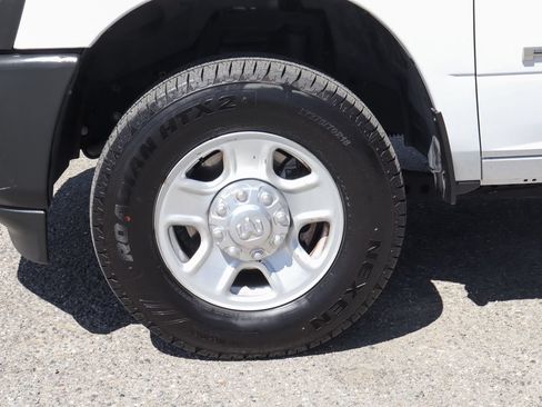 Used 2021 RAM 2500 Tradesman AWD/4WD image 40