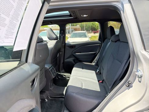 Certified 2025 Subaru Forester Premium AWD/4WD image 25